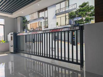 超級(jí)柵欄門（桿長8米，高1.6米）